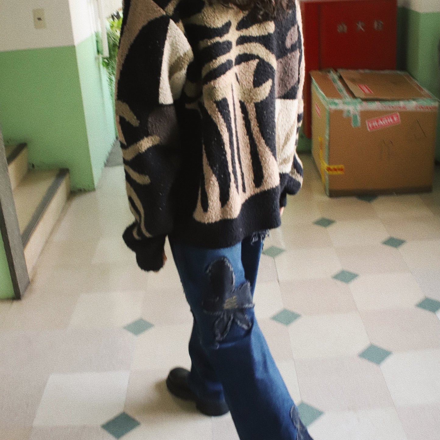Flower pattern denim pants Indigo