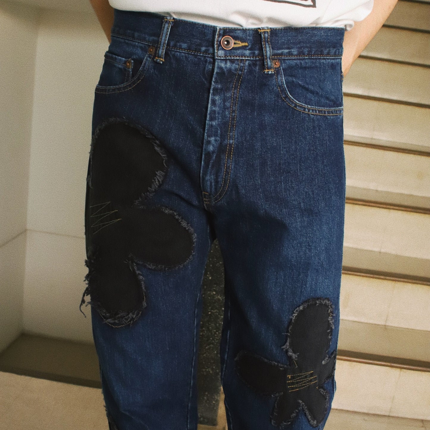 Flower pattern denim pants Indigo