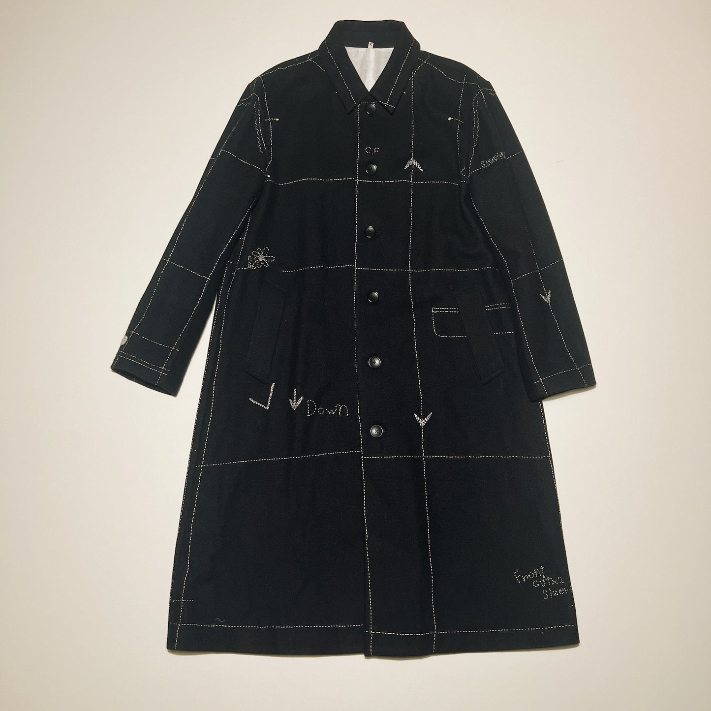 Hand embroidery coat Black