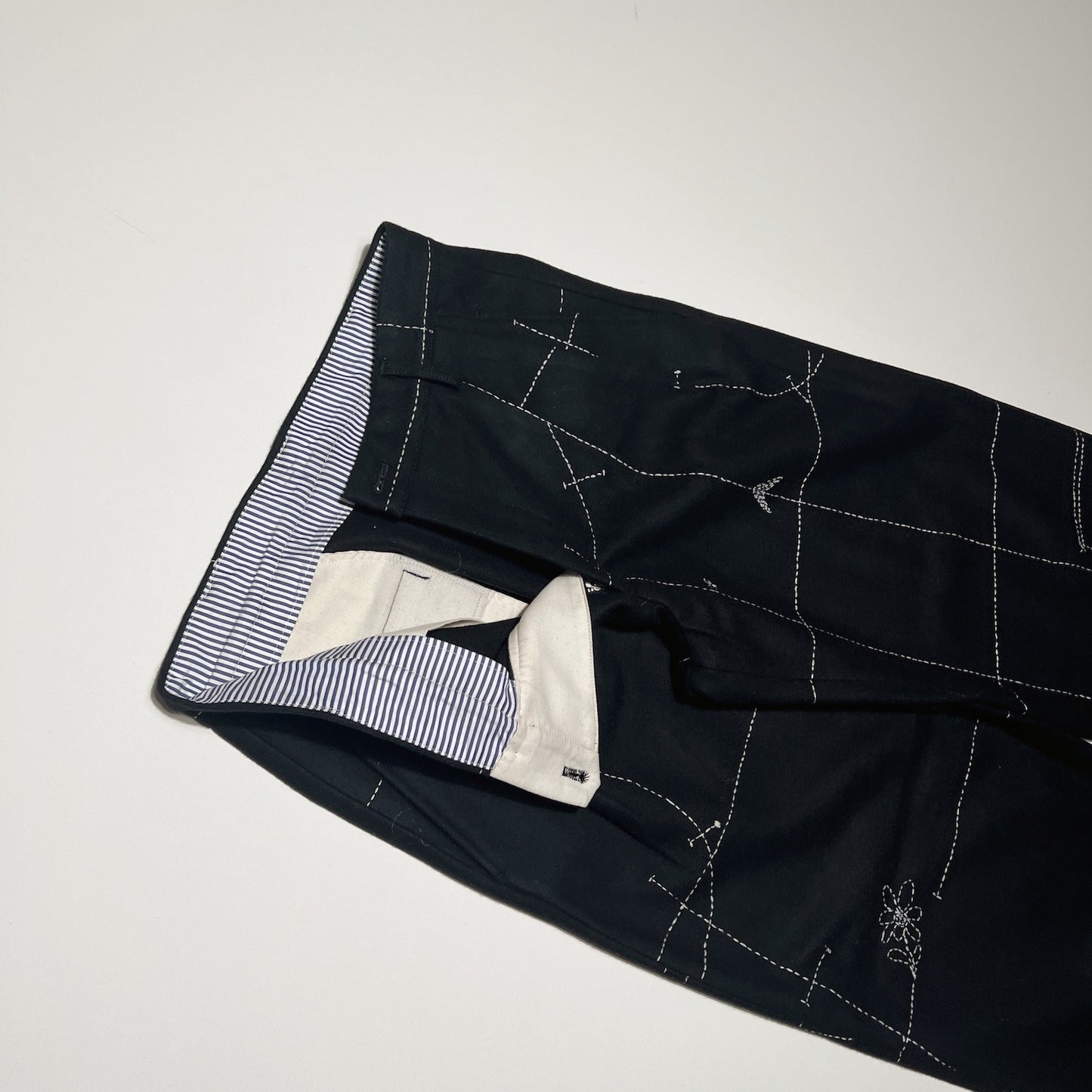 Hand embroidery pants Black