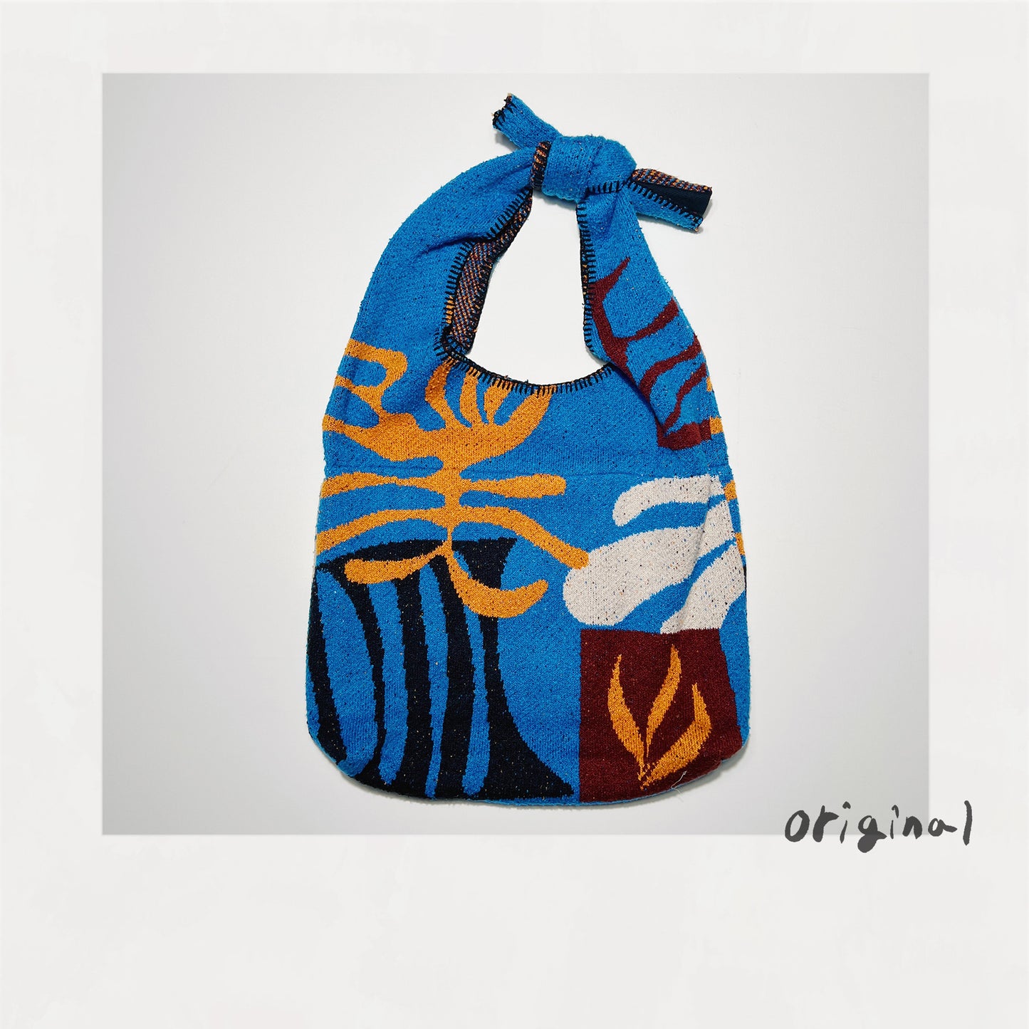 Intarsia-knit bag Blue