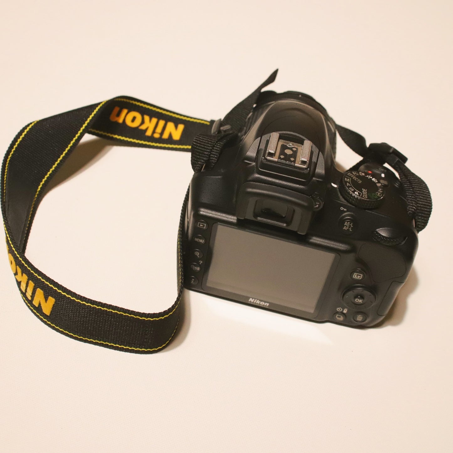 Nicon D3400