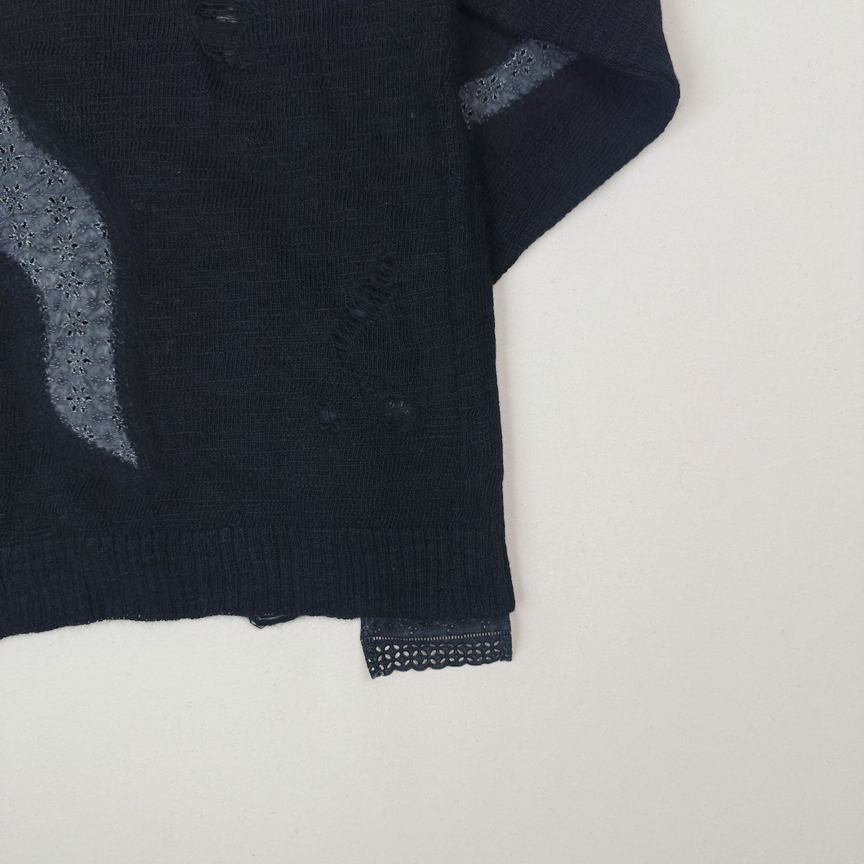 Needle punched lace cardigan Black