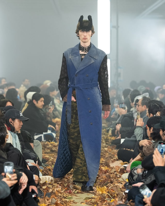 Gather-detail camouflage pants Khaki