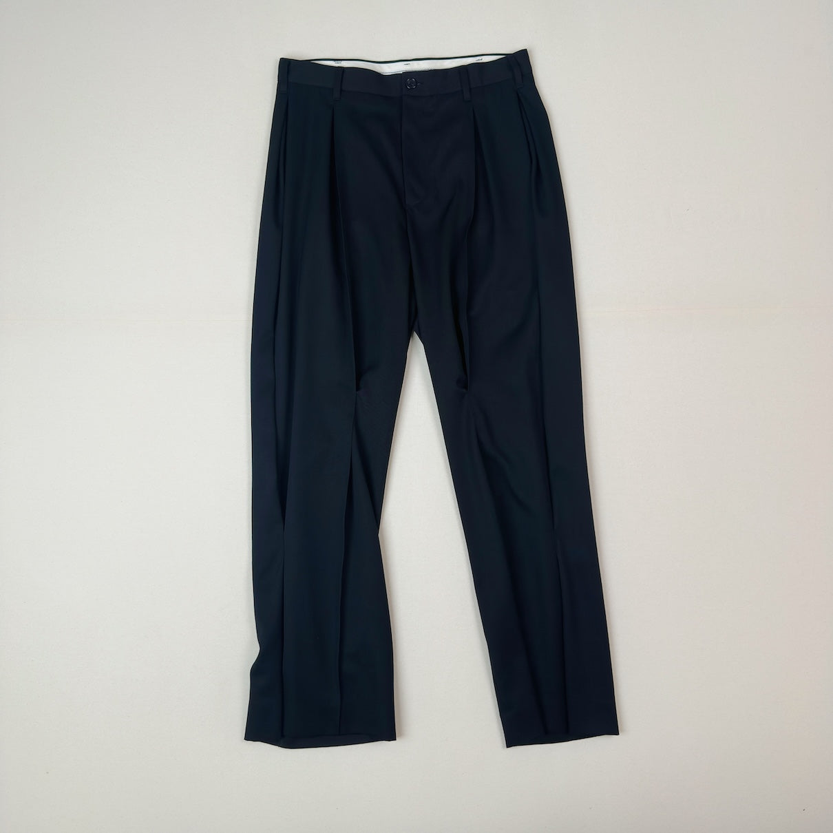 Tuck-detail pants Black