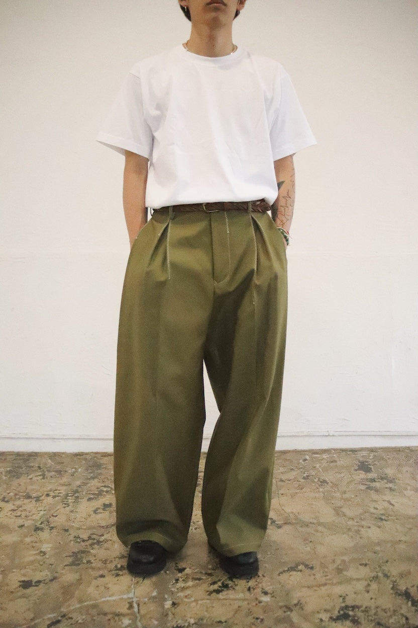 Tuck-detail cotton pants Khaki