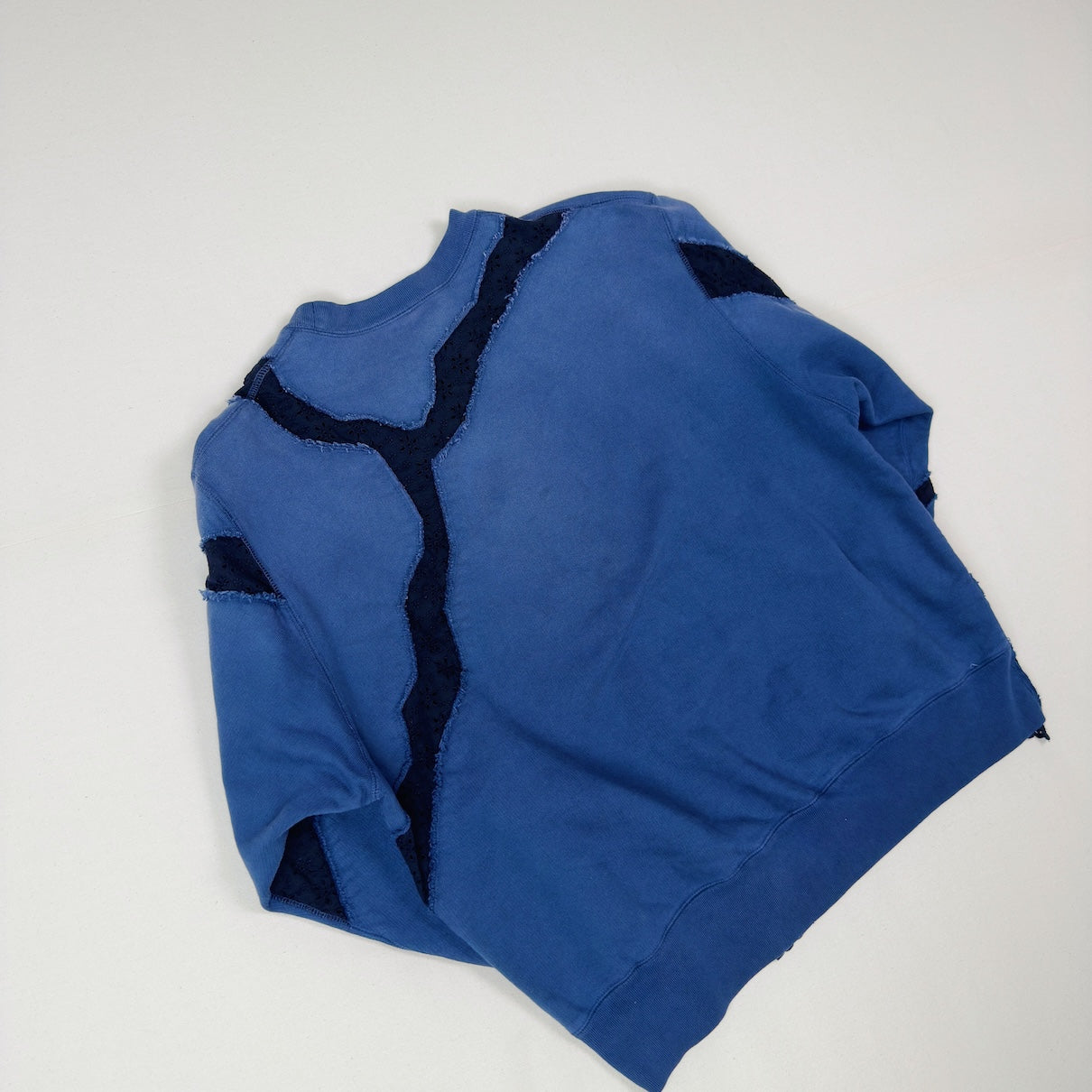 Vintage-eﬀect asymmetric sweat shirt Navy