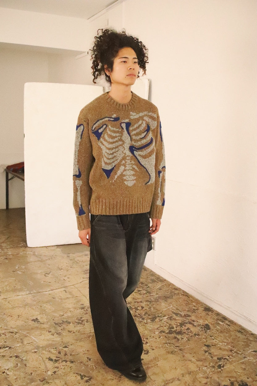 Needle punched knit Brown