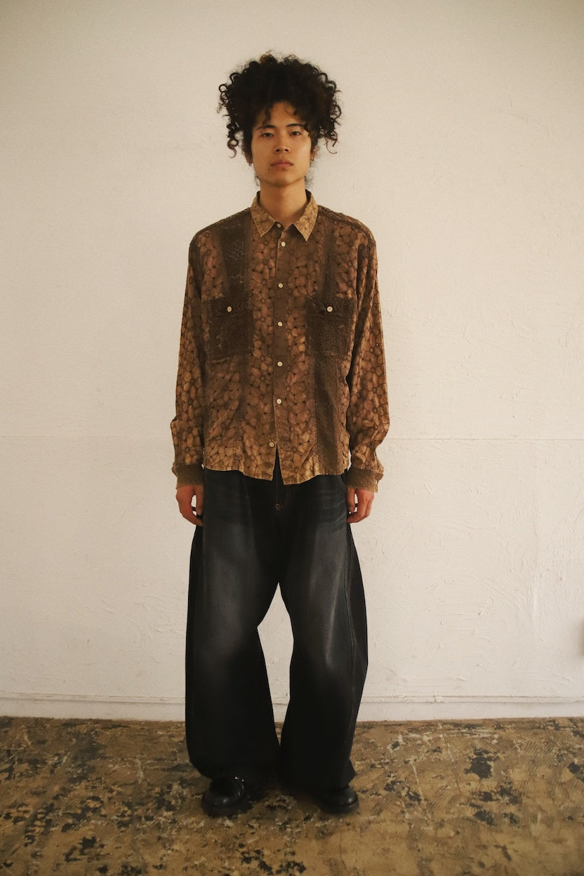 Vintage-eﬀect lace shirt Brown