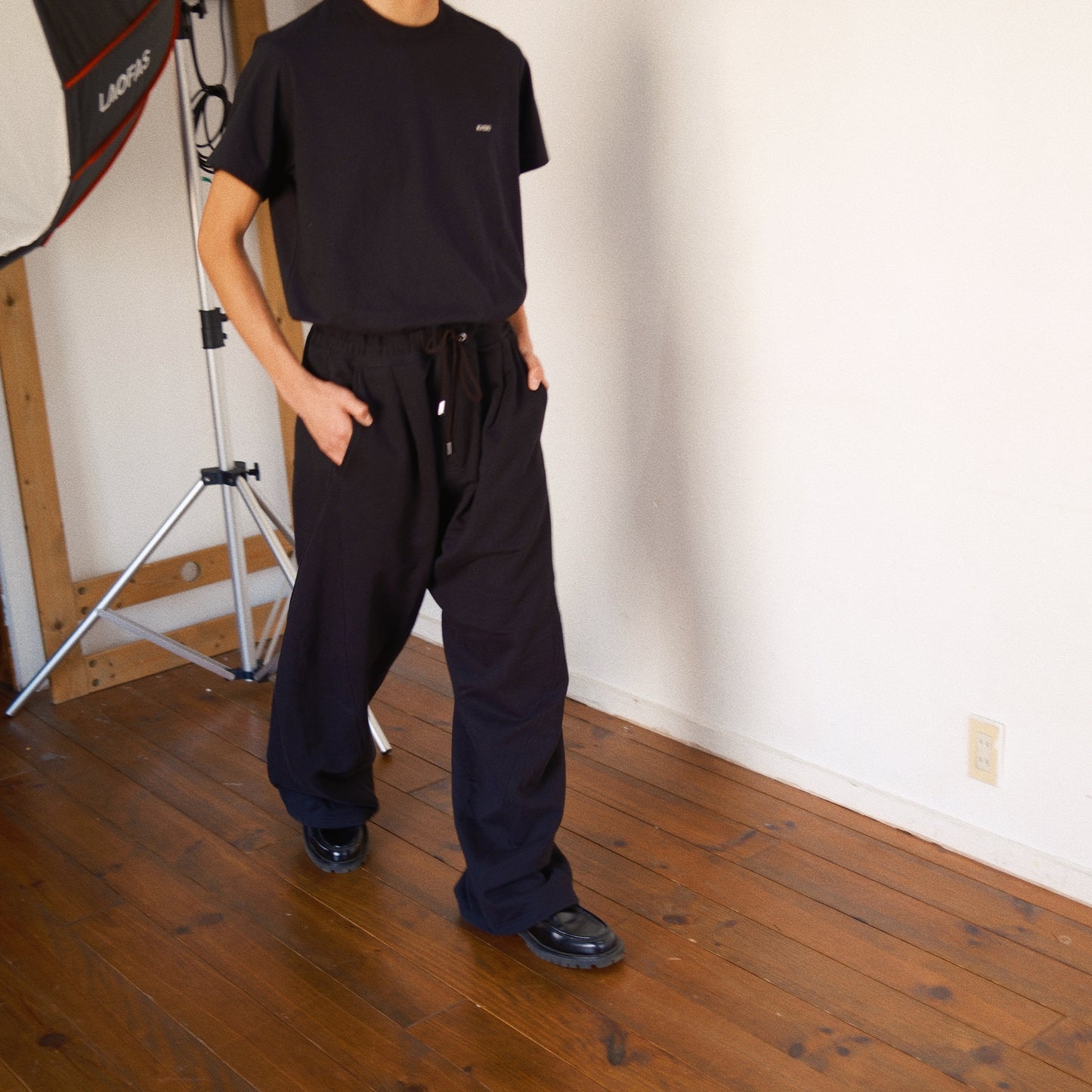 3D Cutting Sweat Pants Black