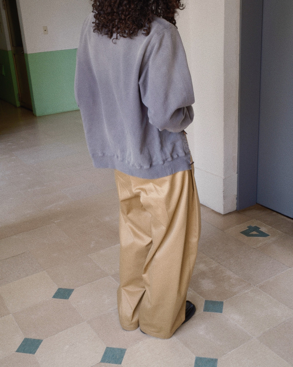 Asymmetric Sweatshirt Gray