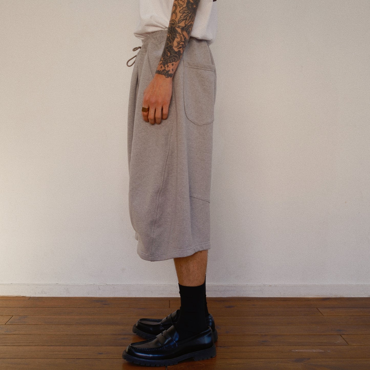 Pleated Balloon Sweat Pants Gray