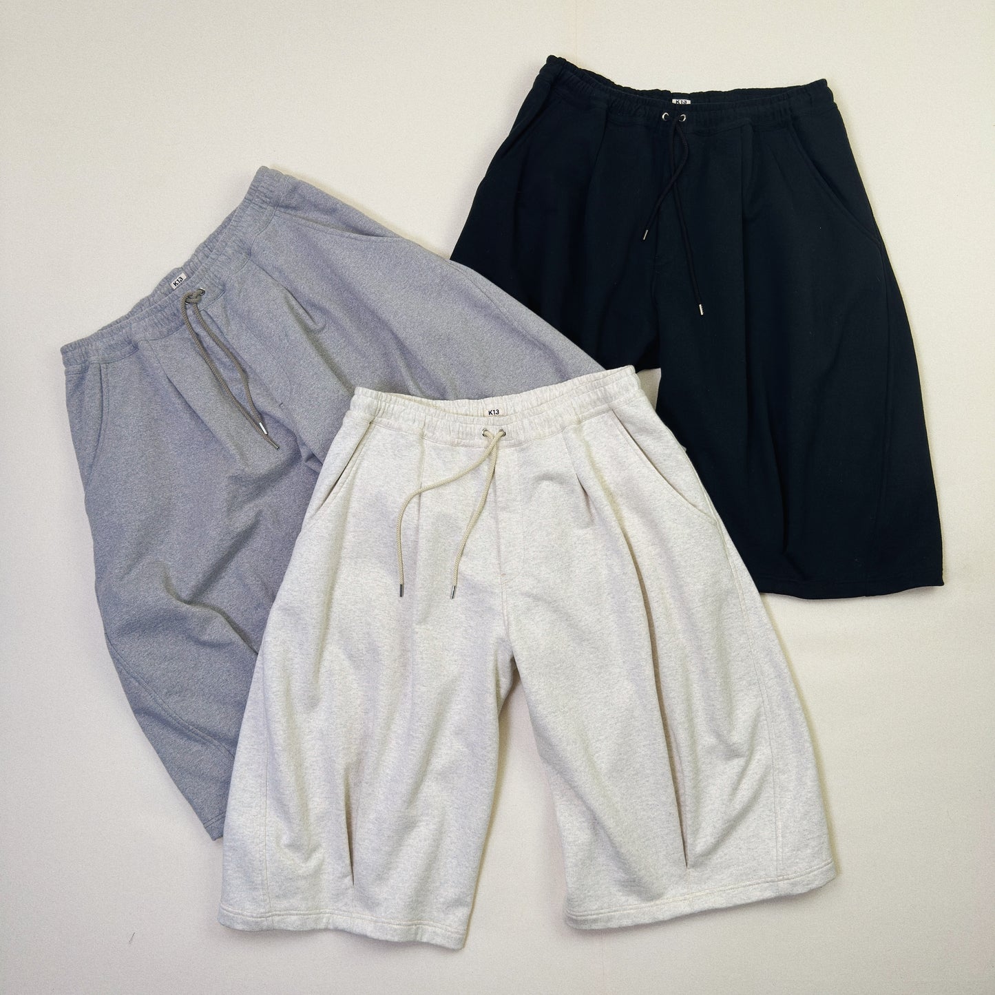 Pleated Balloon Sweat Pants Gray