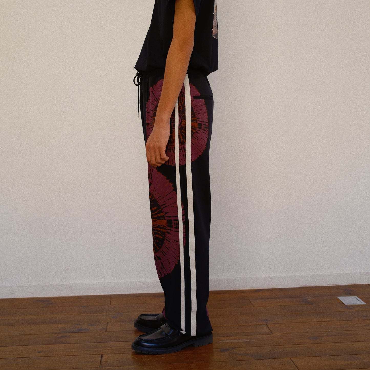 Tie-Dye Track Pants Black p-03