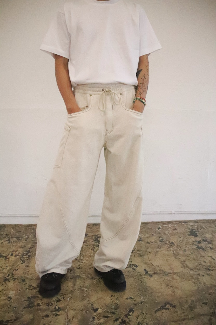 3D cutting sweat pants Oatmeal