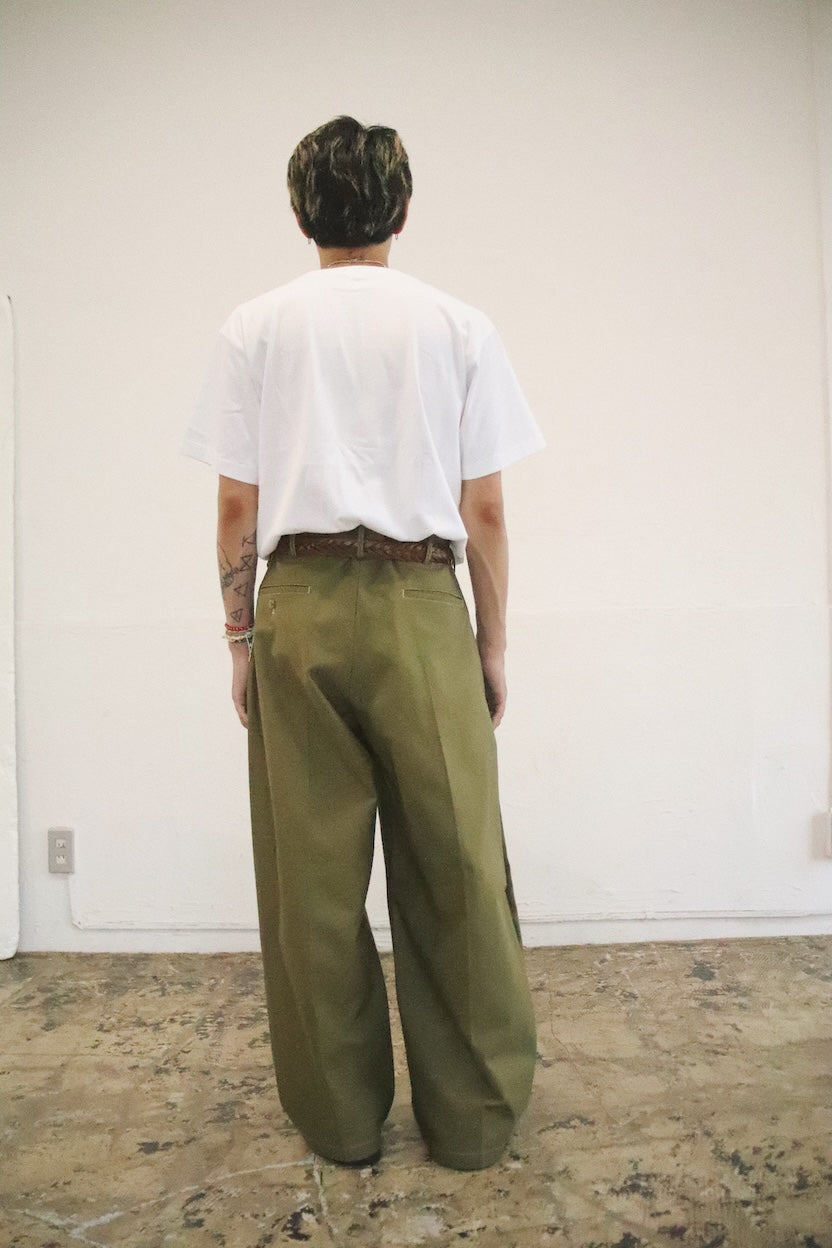Tuck-detail cotton pants Khaki