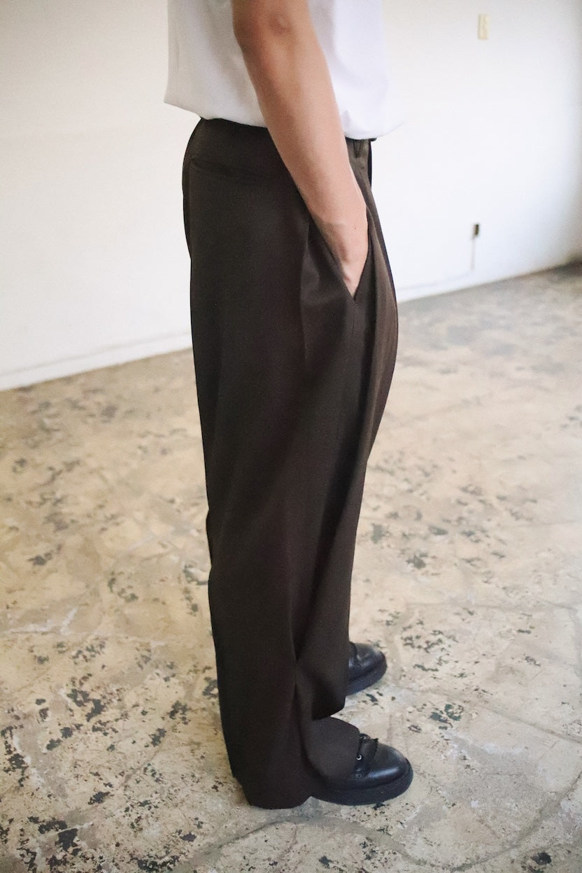 Tuck-detail pants Brown