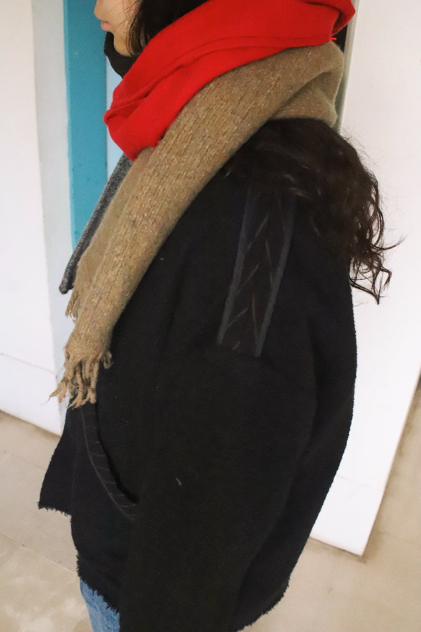 Panel-design muﬄer Red