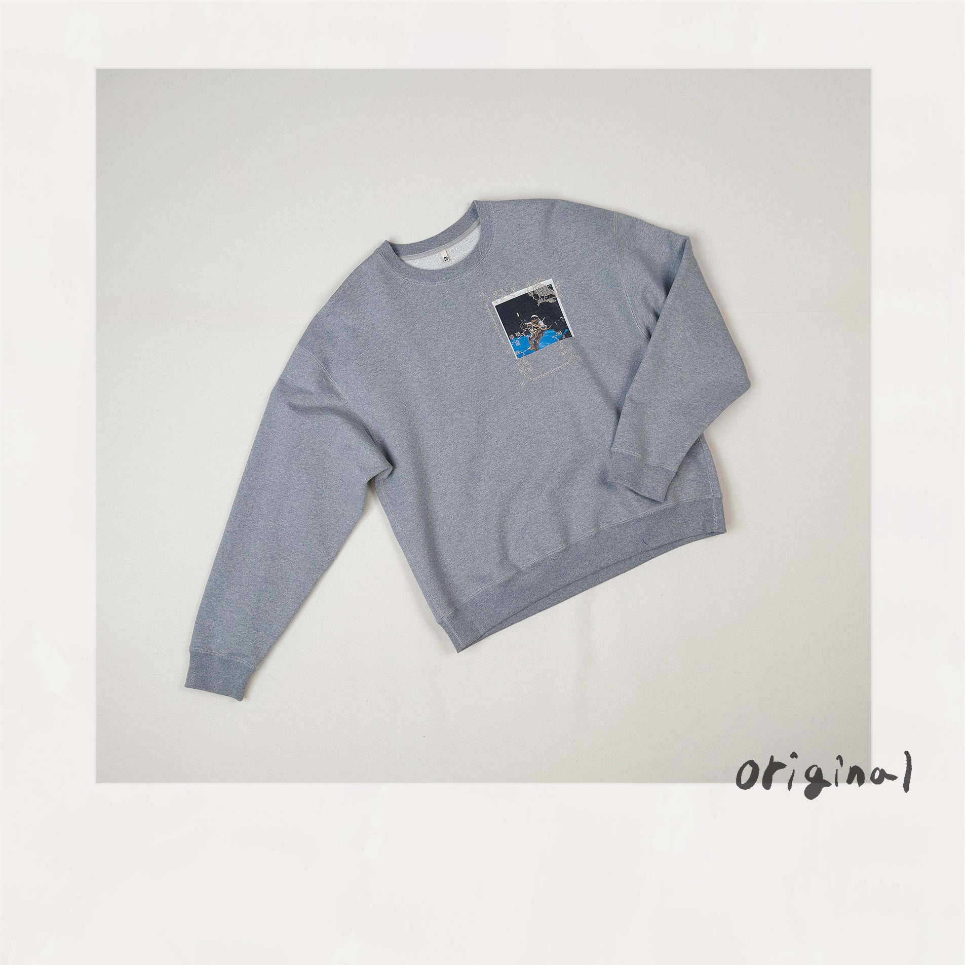 Embroidery and print design sweat shirt Gray – EYE/KHOKI