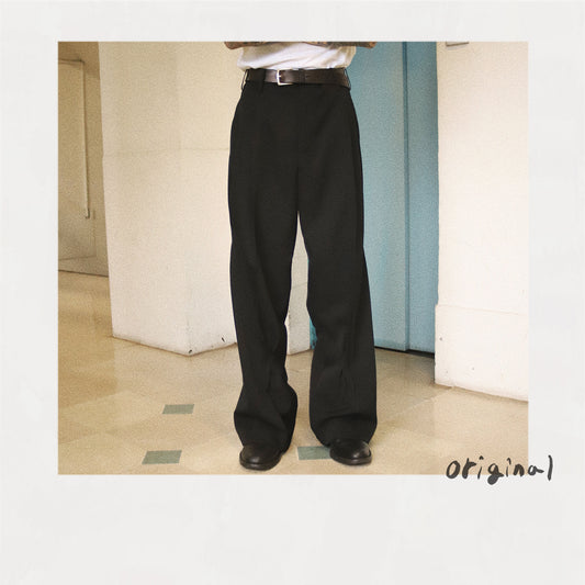 Pleat-detail pants Black