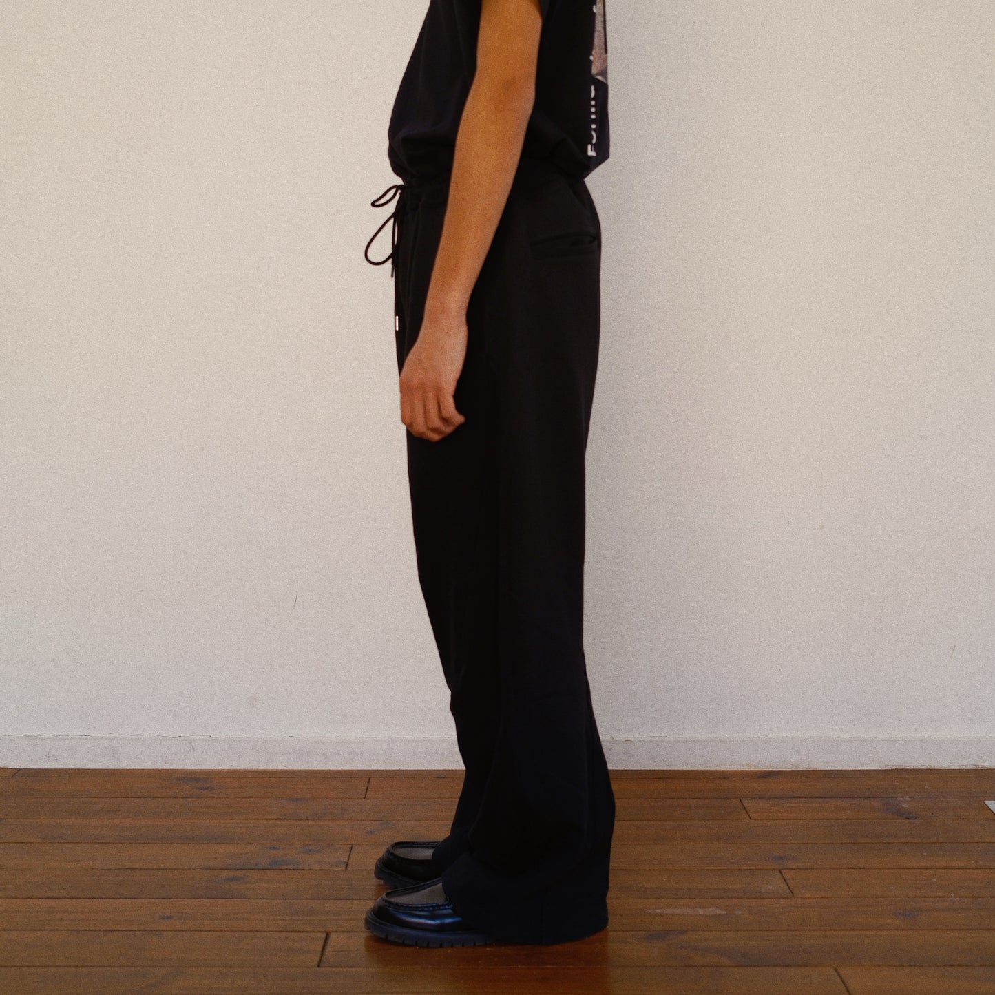 3D Cutting Sweat Pants Black