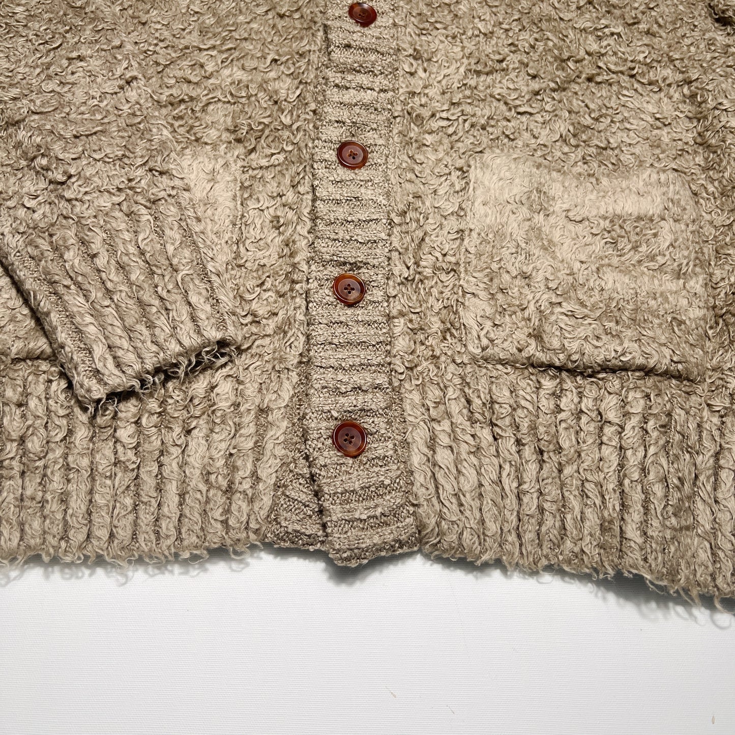 Embroidery-design crew-neck cardigan Khaki