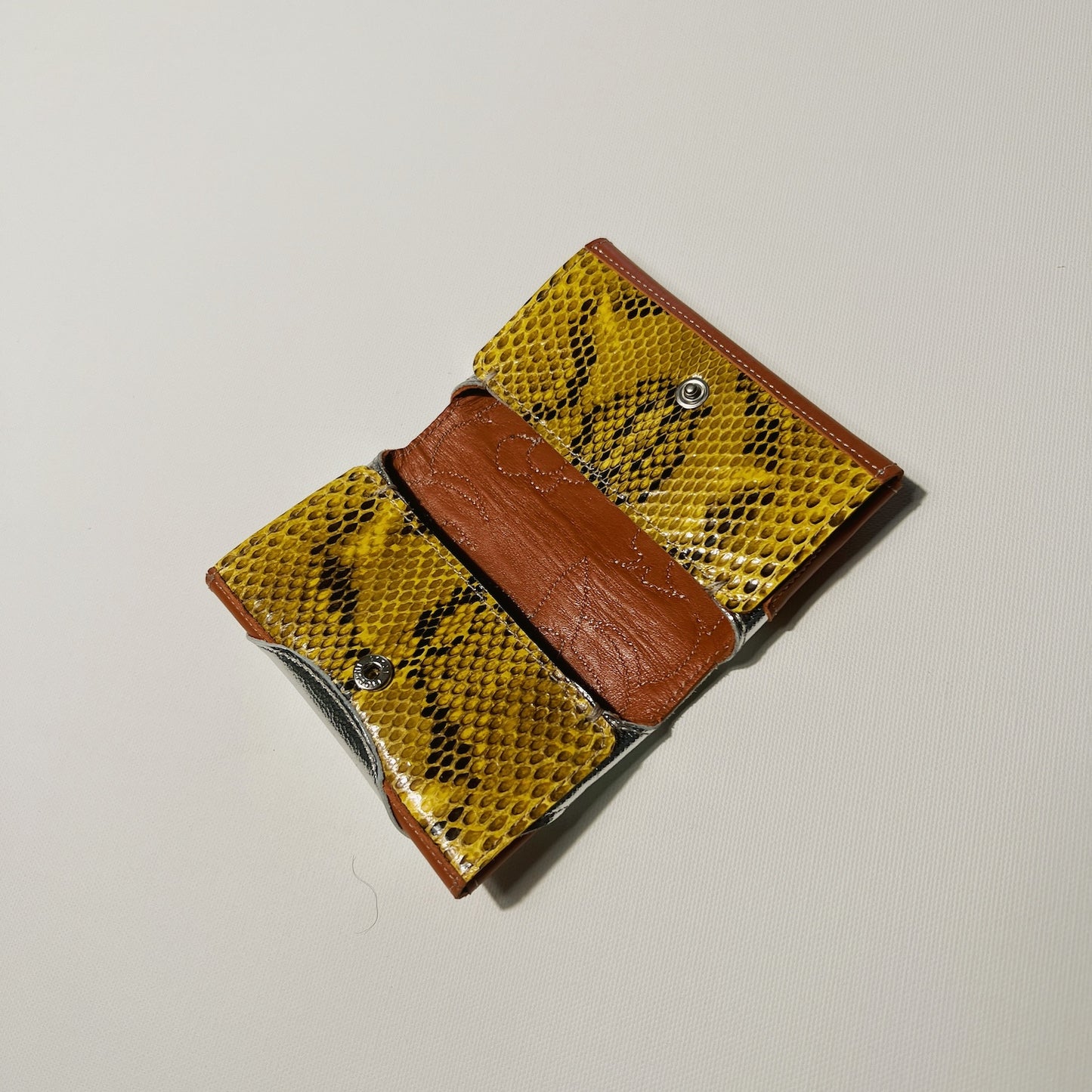 Western design cardholder Yellow