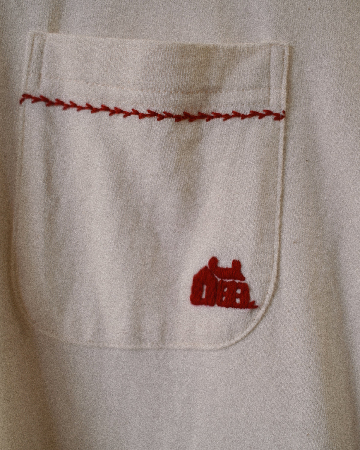 Hand-embroidered T-shirt Oatmeal