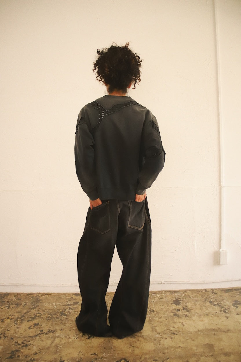 Vintage-eﬀect asymmetric sweat shirt Black