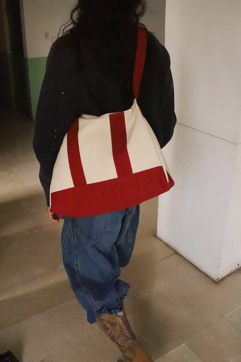 KHOKI 3D cutting messenger bag コッキ 赤　新品 KHOKI コッキ バッグ キャンバス トートバッグ レッド 通販 送料無料