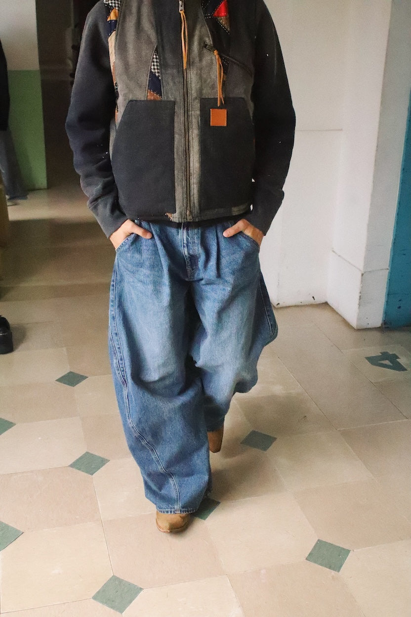 Vintage-eﬀect quilt vest Black – EYE/KHOKI