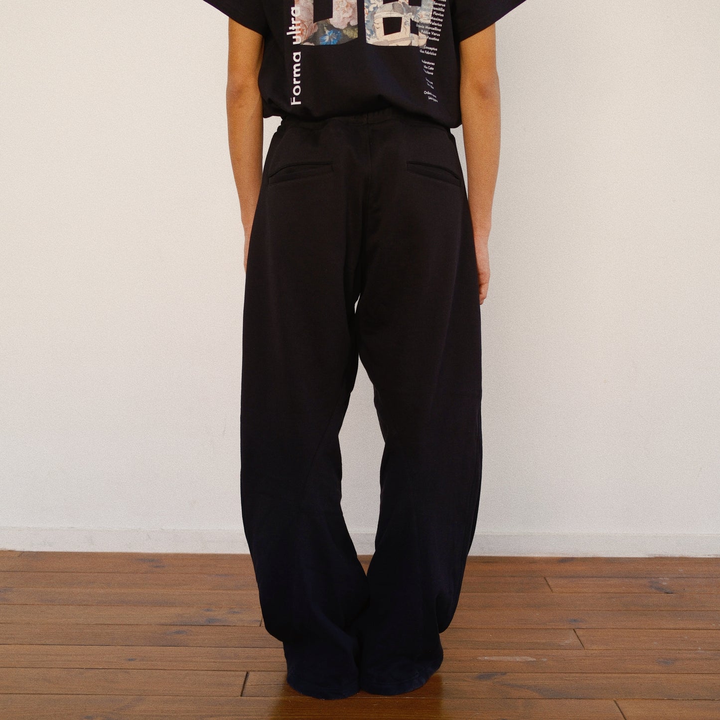 3D Cutting Sweat Pants Black