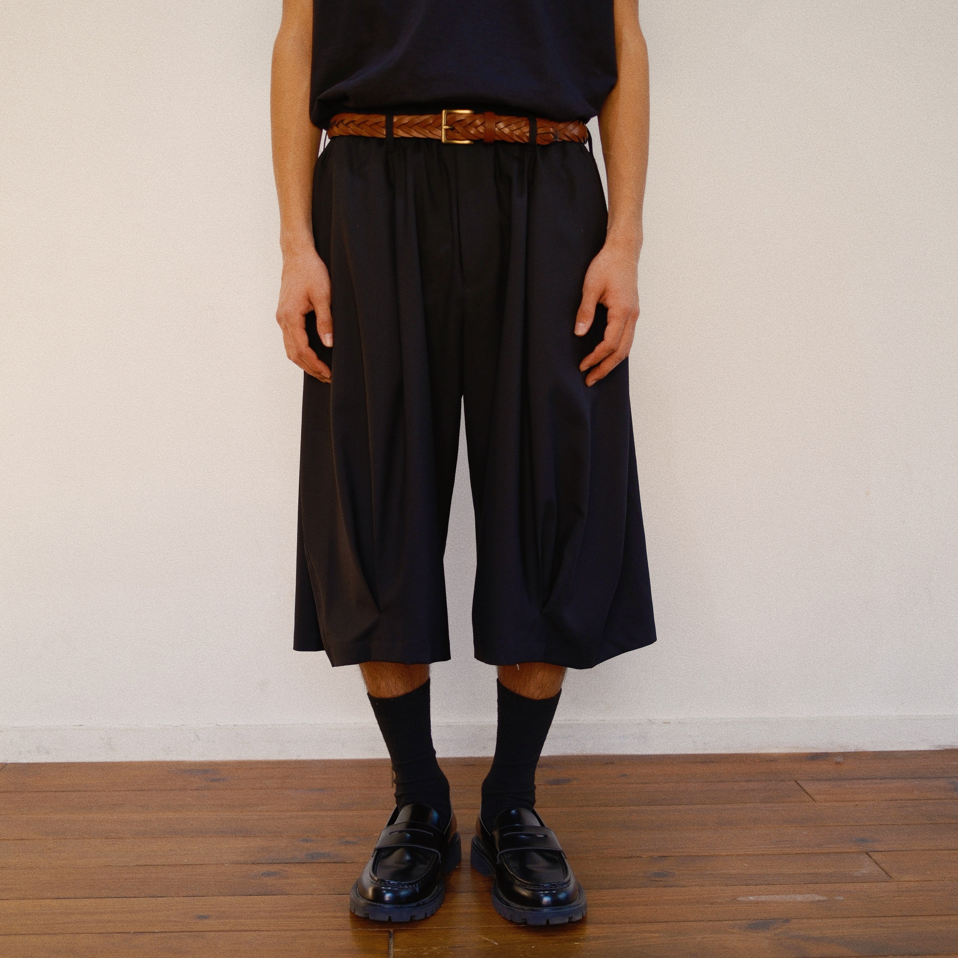 Pleated Balloon Dress Pants Black – EYE/KHOKI