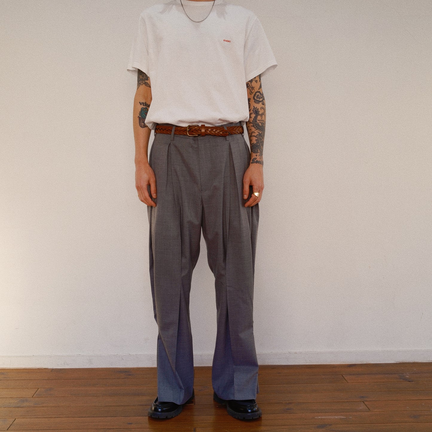 Pleated Dress Pants　Gray