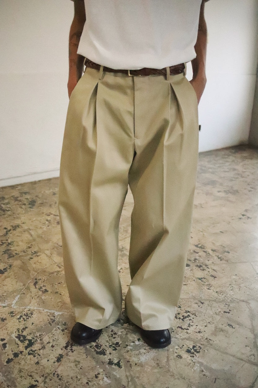 Tuck-detail cotton pants Beige