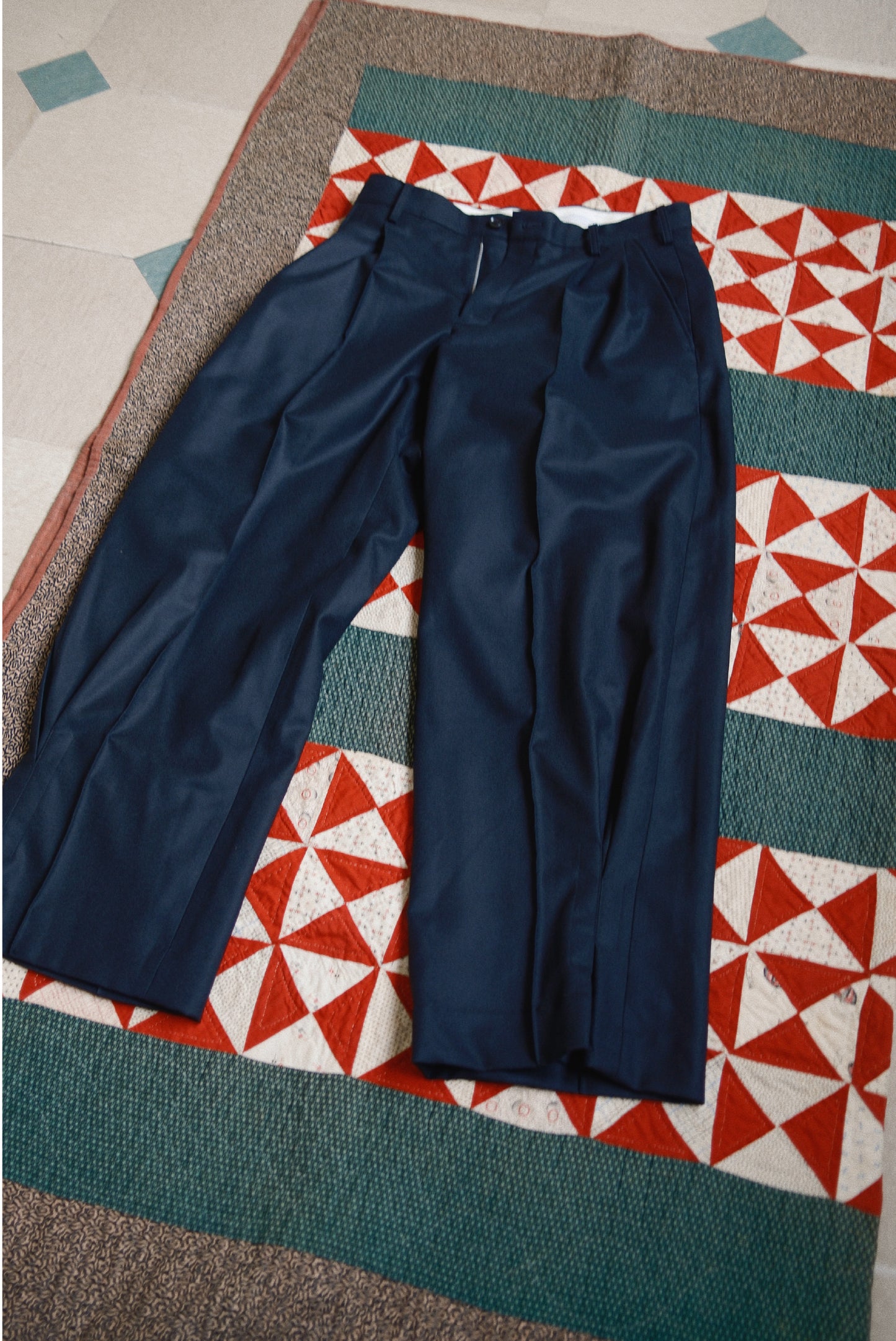 Tuck Pleats pants Black