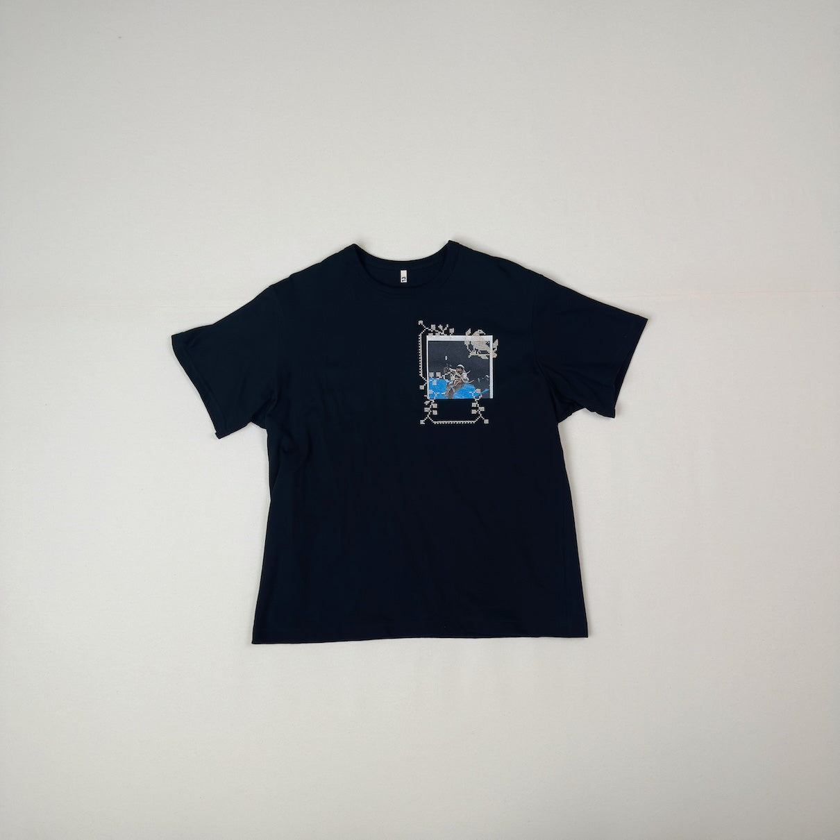 Embroidery and print design T-shirt Black