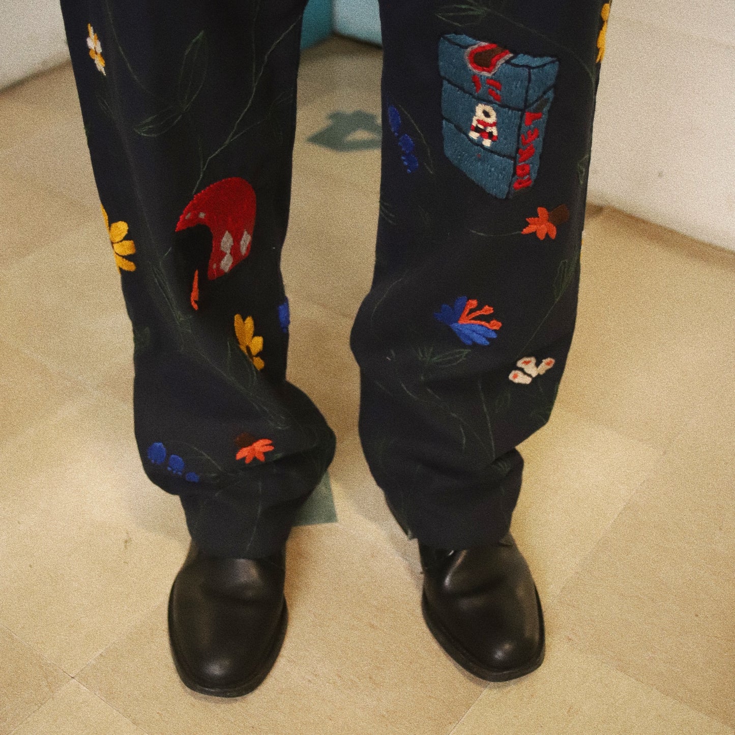 Hand embroidery pants Navy