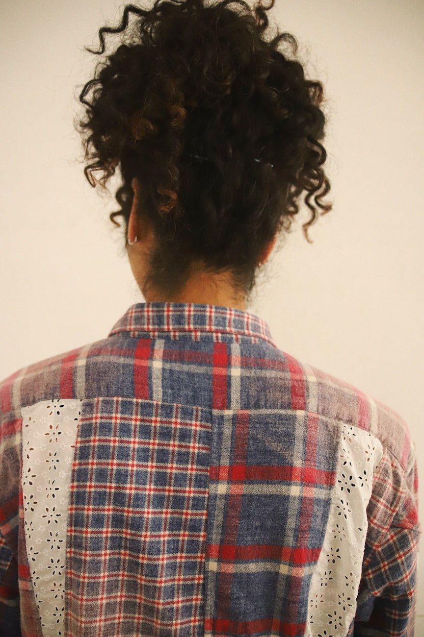 Vintage-eﬀect asymmetric shirt Blue