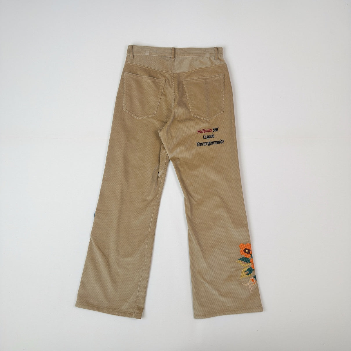 Embroidery-design pants Beige