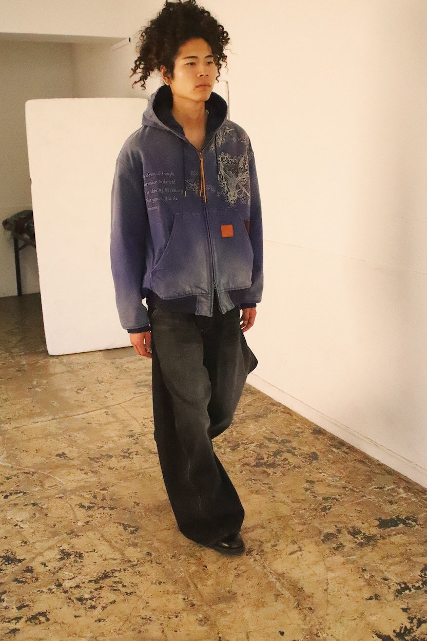 Vintage-eﬀect embroidered jacket Blue