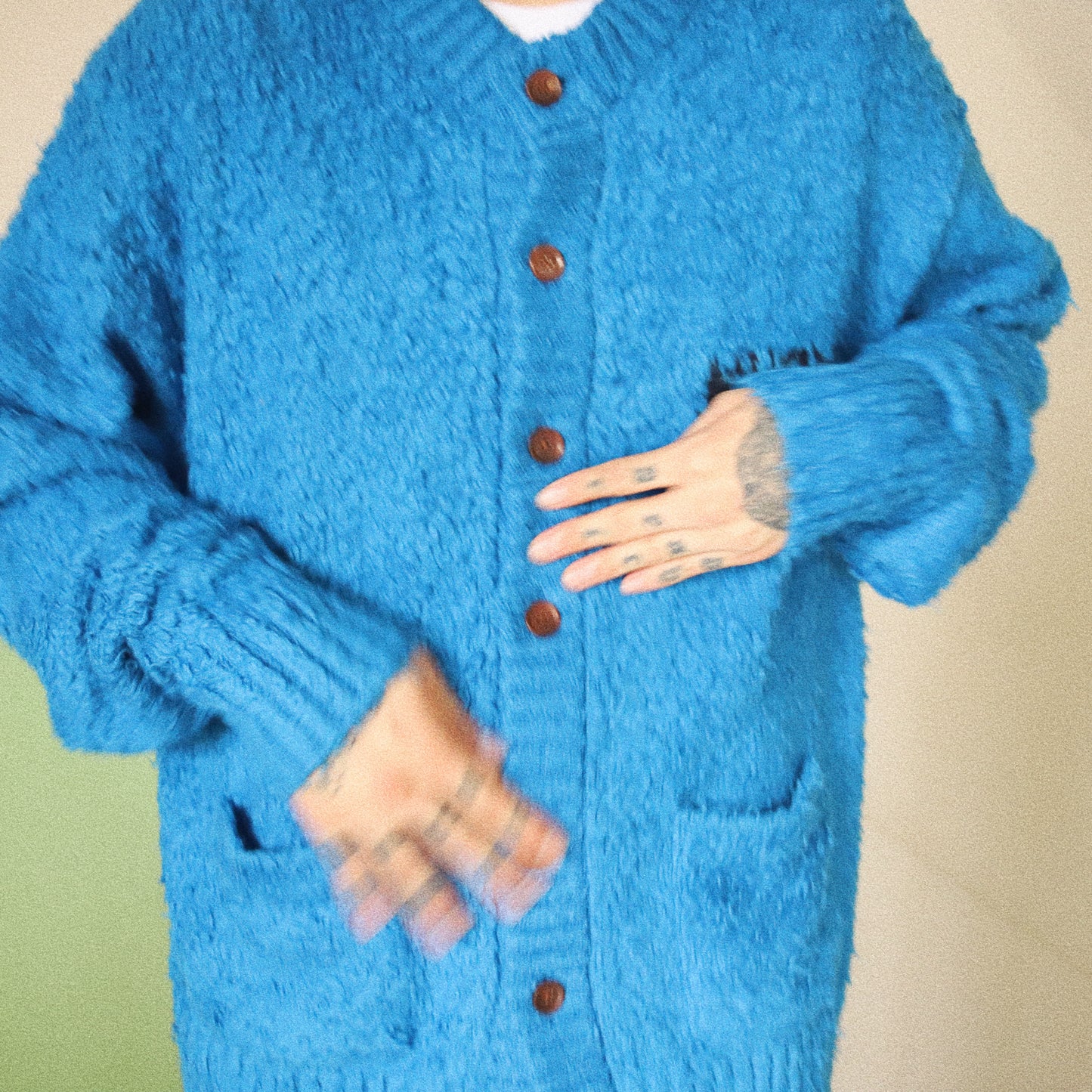 Embroidery-design crew-neck cardigan Blue