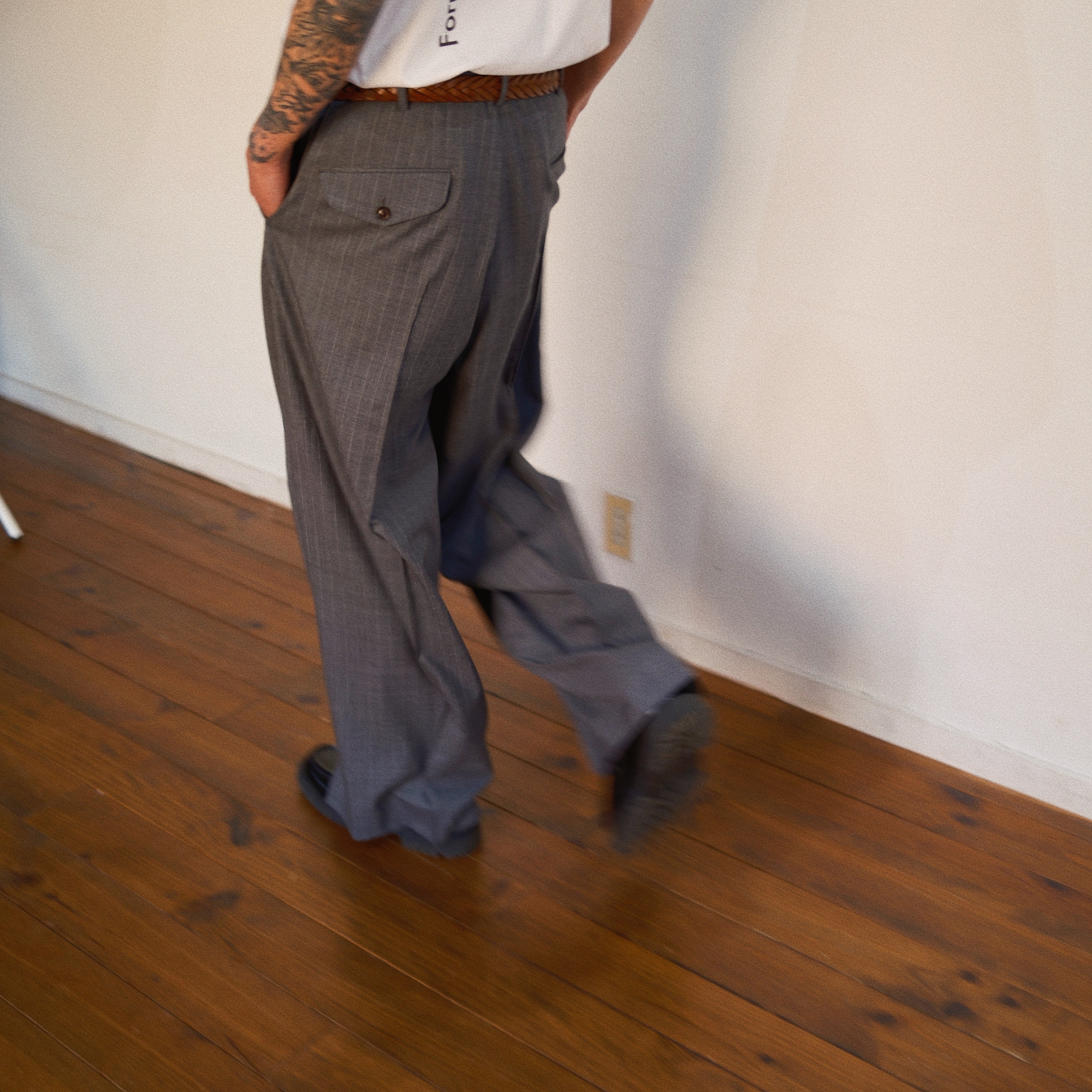 Pleated Stripe Summer Wool Pants Gray – EYE/KHOKI