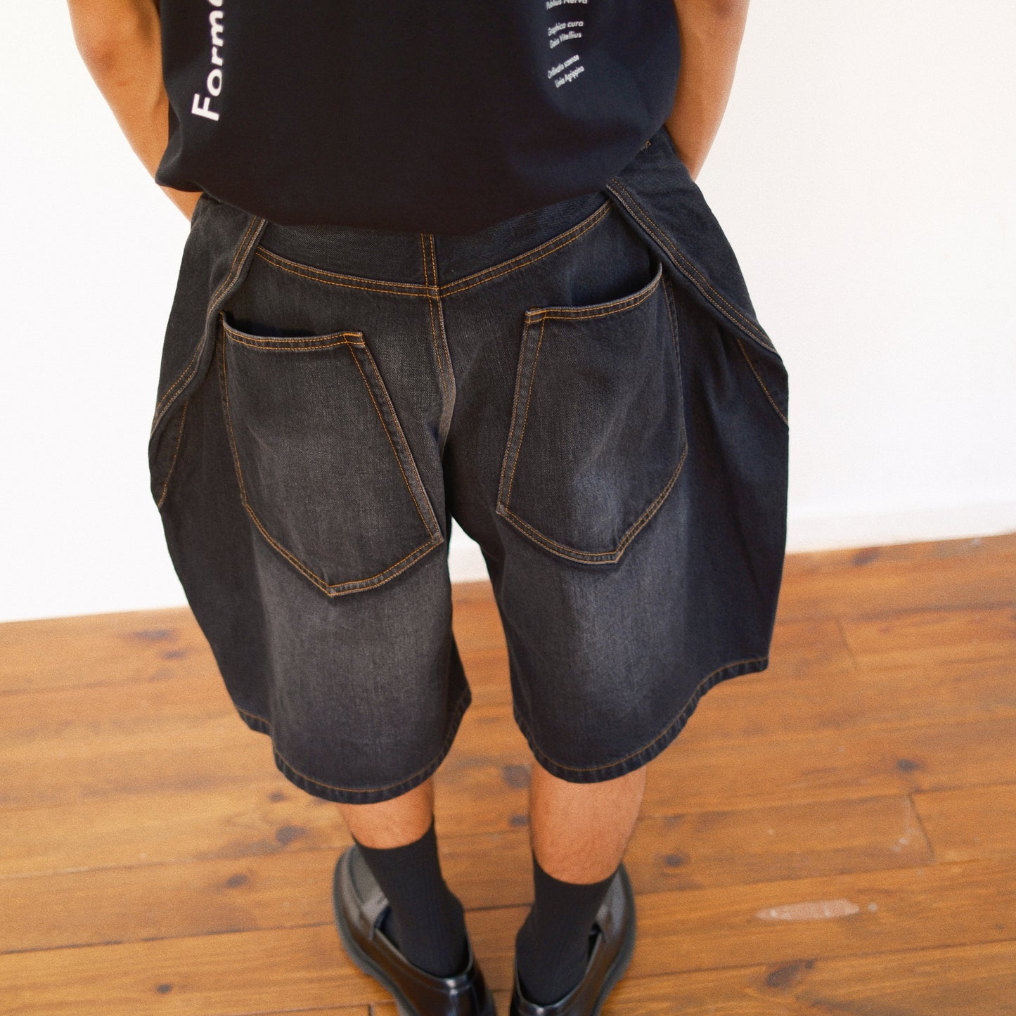 3D Cutting Half Denim Pants 　Black
