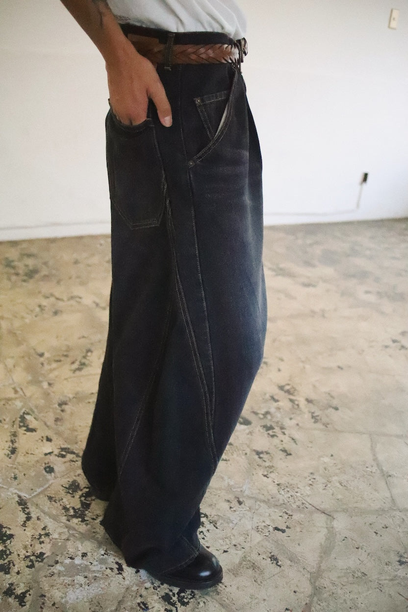 3D cutting denim pants Black