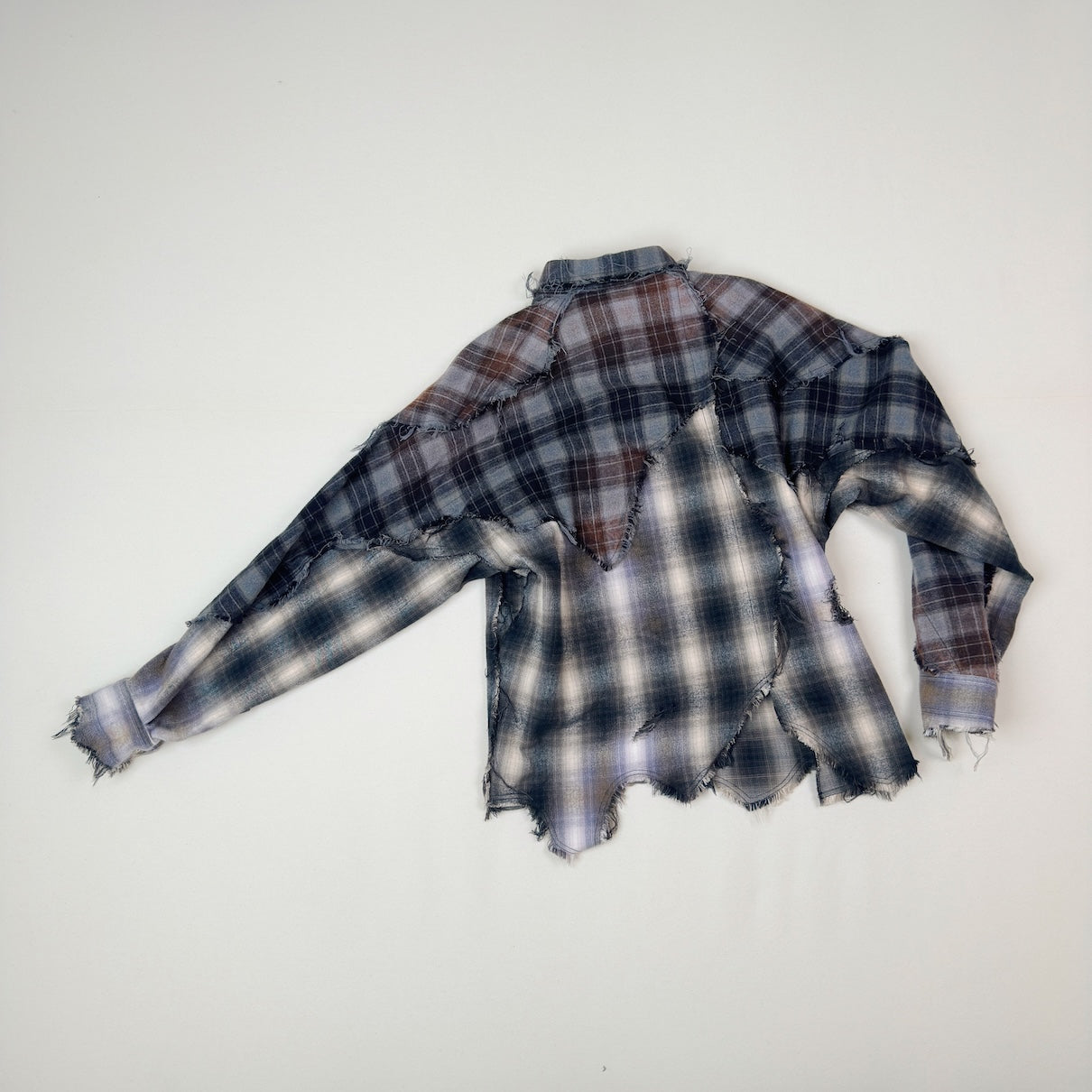 Vintage-eﬀect checked shirt Black