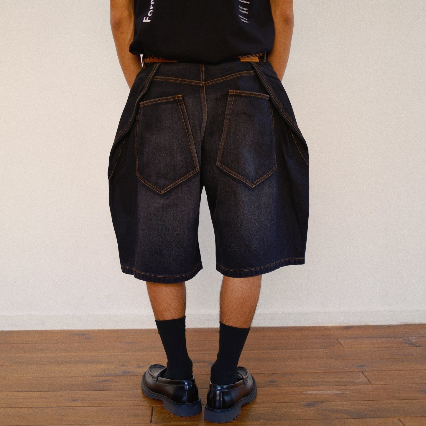 3D Cutting Half Denim Pants 　Black