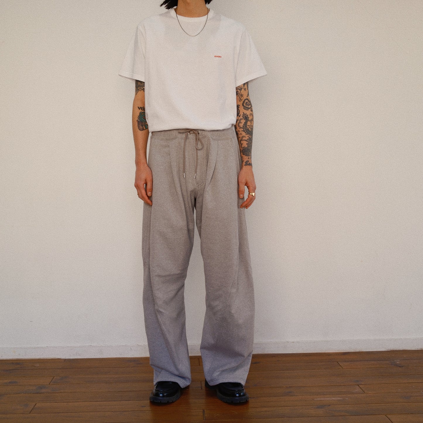 3D Cutting Sweat Pants Gray