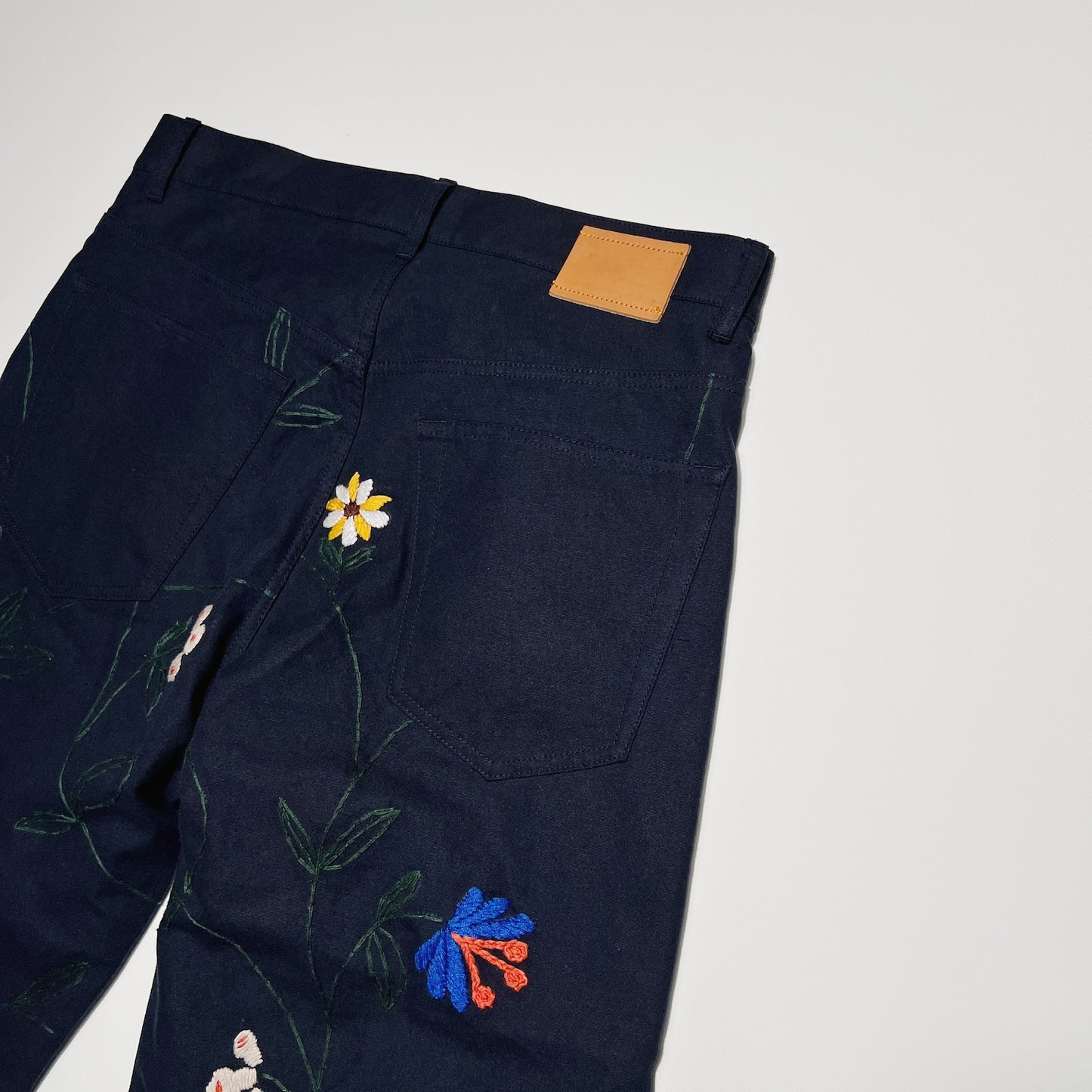 Hand embroidery pants Navy