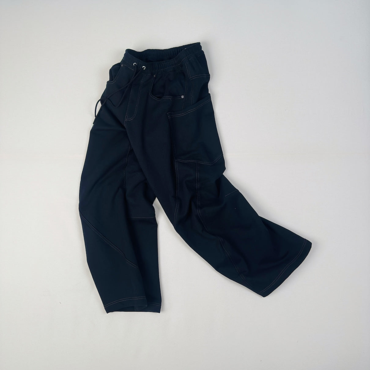 3D cutting sweat pants Black